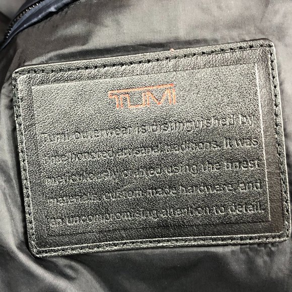 SOLD - Tumi Navy Blue Packable Down Puffer Jacket - Picture 5 of 17